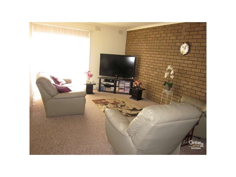 2/143 Noble Street, Noble Park VIC 3174