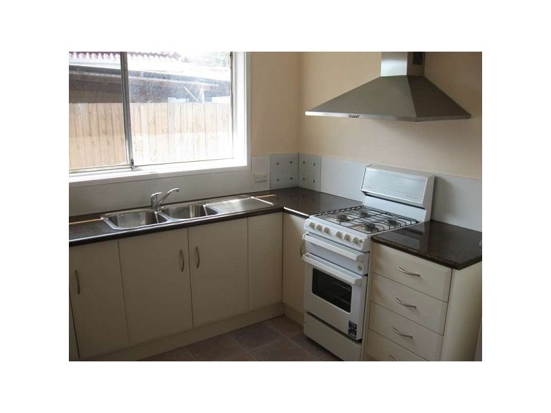 1/147 Gladstone Road, Dandenong North VIC 3175