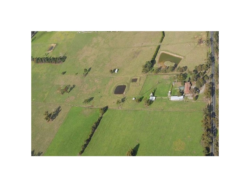 40 Snell Road, Nar Nar Goon VIC 3812