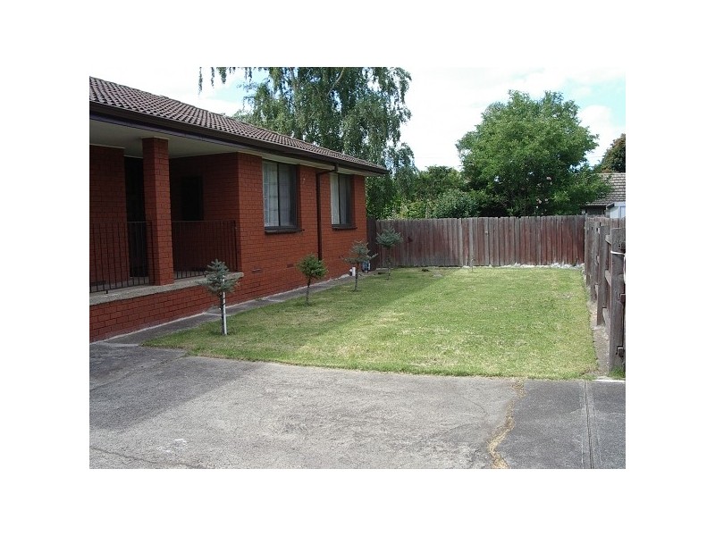 2/9 Regent Avenue, Springvale VIC 3171