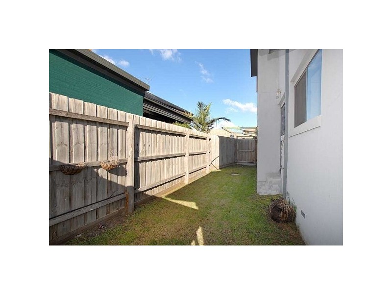 2/5 Lachlan Place, Keysborough VIC 3173