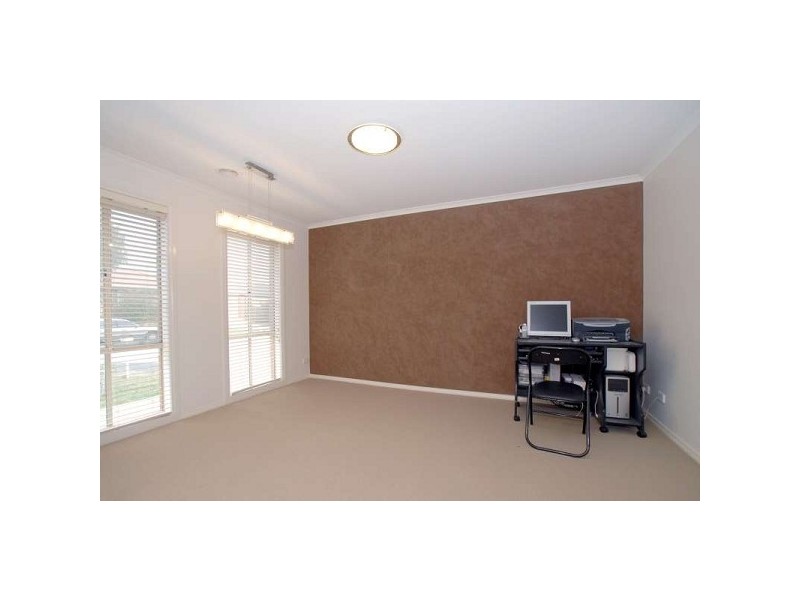 1 Clocktower Court, Berwick VIC 3806