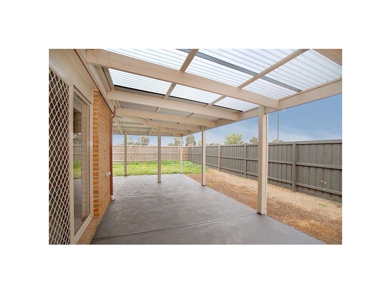 1 Clocktower Court, Berwick VIC 3806