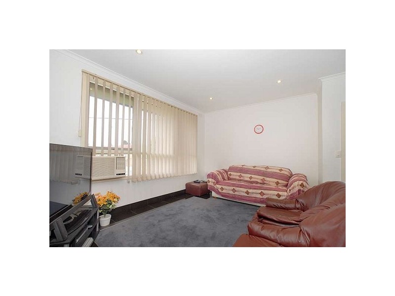 1/13 Second Avenue, Dandenong North VIC 3175