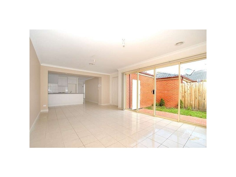 3/15 Nockolds Crescent, Noble Park VIC 3174