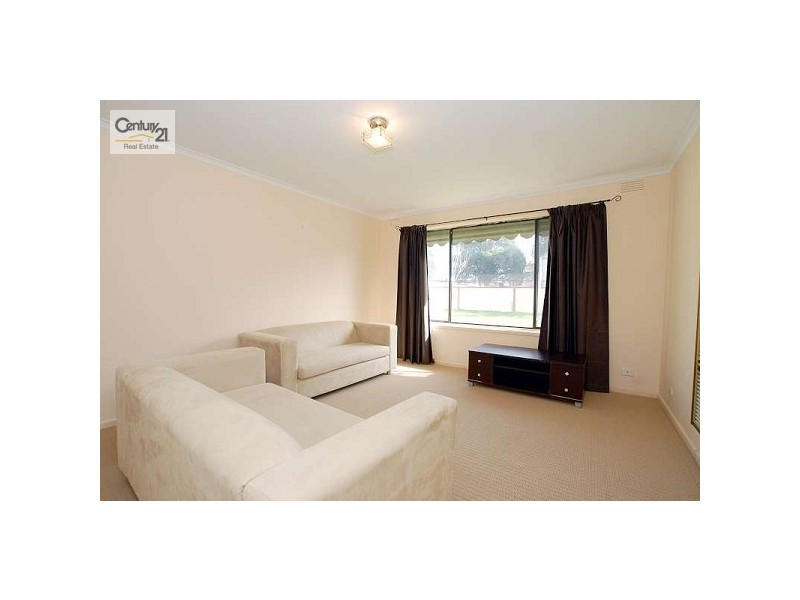 1/147 Gladstone Road, Dandenong North VIC 3175