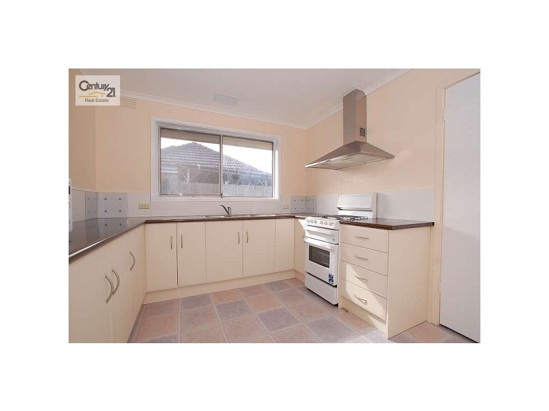 1/147 Gladstone Road, Dandenong North VIC 3175