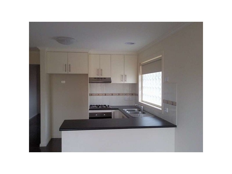 3/8 Rutherglen Street, Noble Park VIC 3174