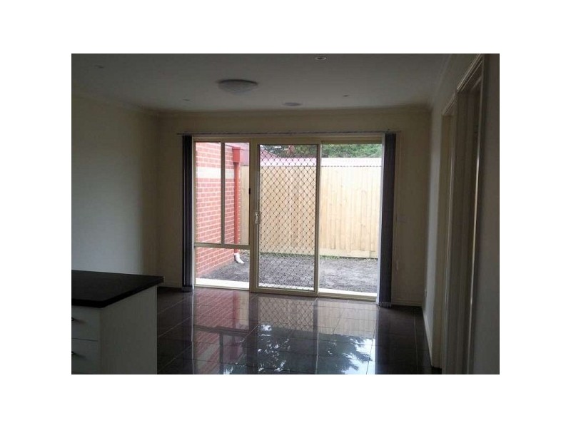 3/8 Rutherglen Street, Noble Park VIC 3174