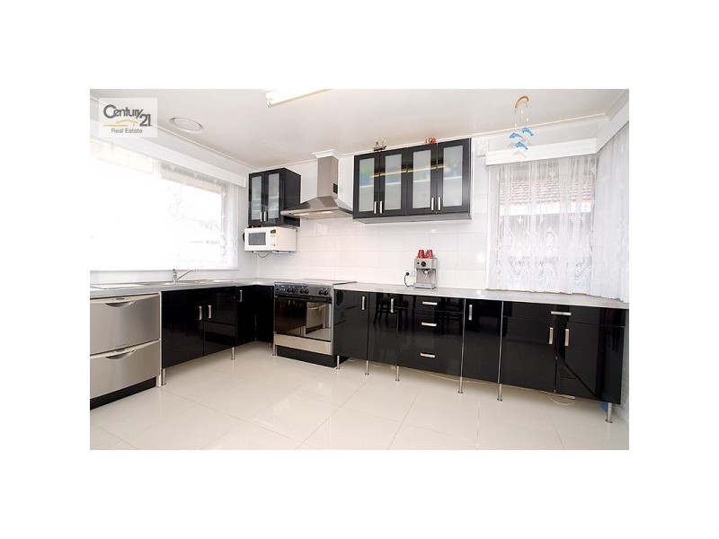 9 Edith Street, Noble Park VIC 3174