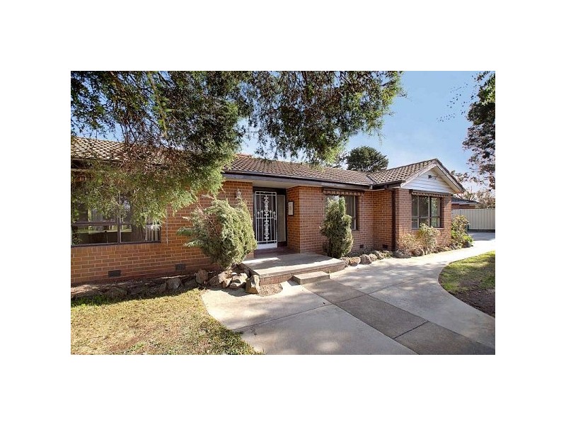 34 Putt Grove, Keysborough VIC 3173