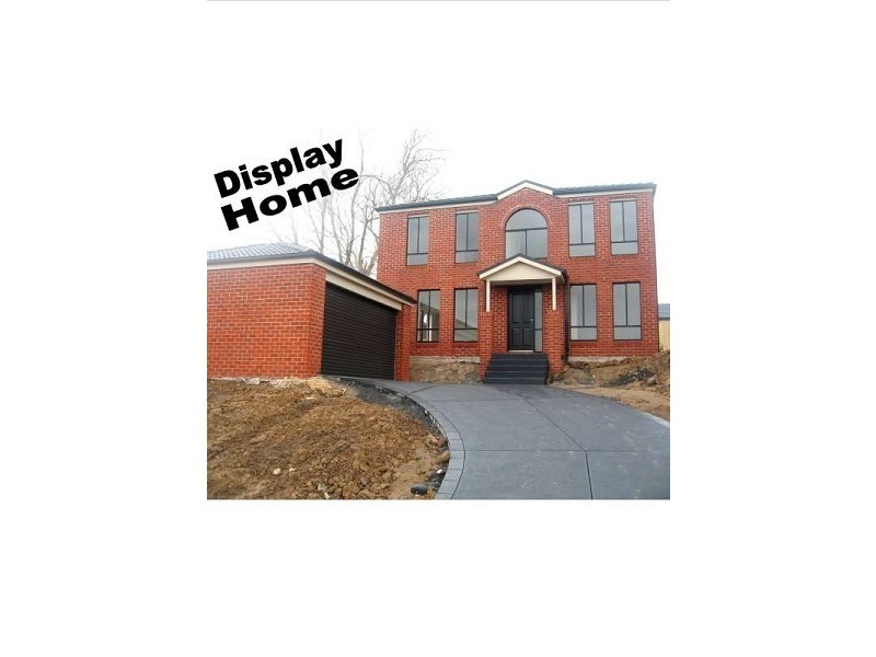 6 Sweetgum Drive, Pakenham VIC 3810