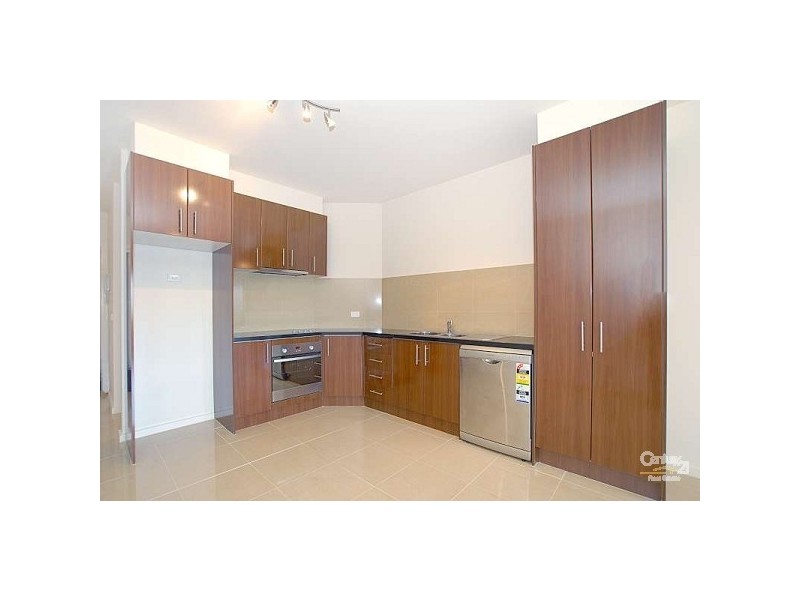 3/12 Hutton Street, Dandenong VIC 3175