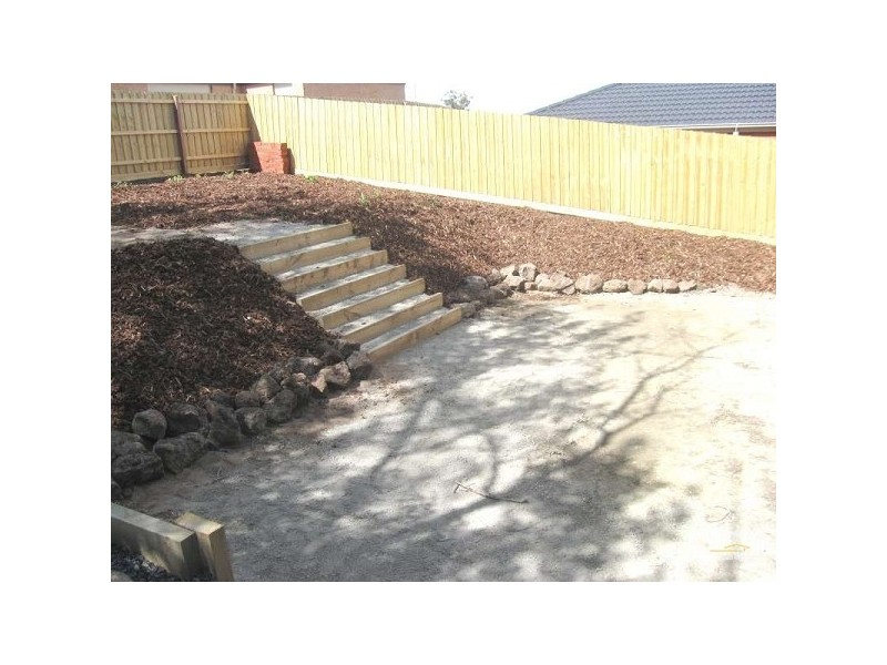 13 Yellow Gum Drive, Pakenham VIC 3810