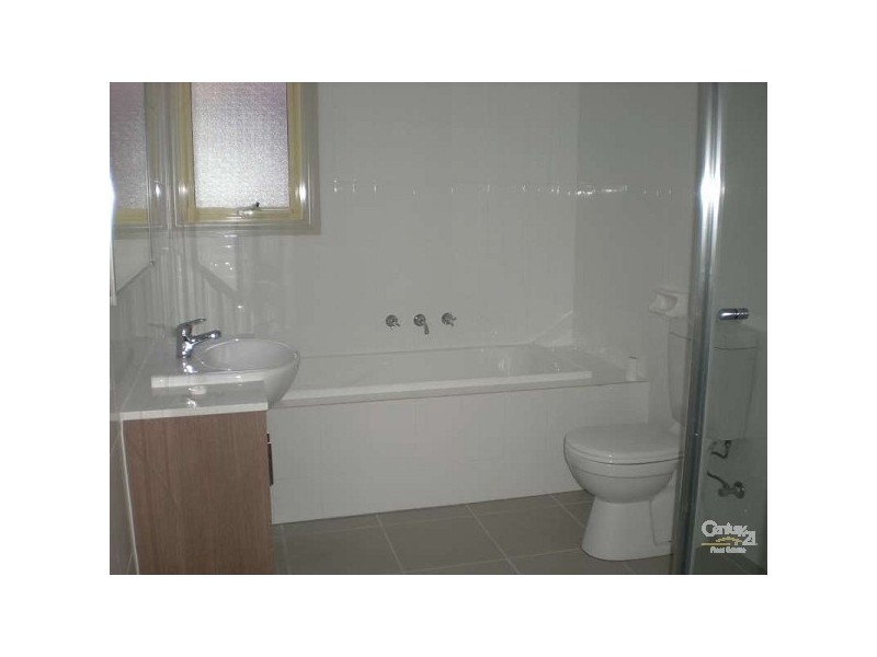 3/1174 Ballarto Road, Cranbourne VIC 3977