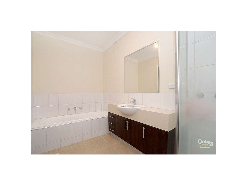 4/61a Dunblane Road, Noble Park VIC 3174