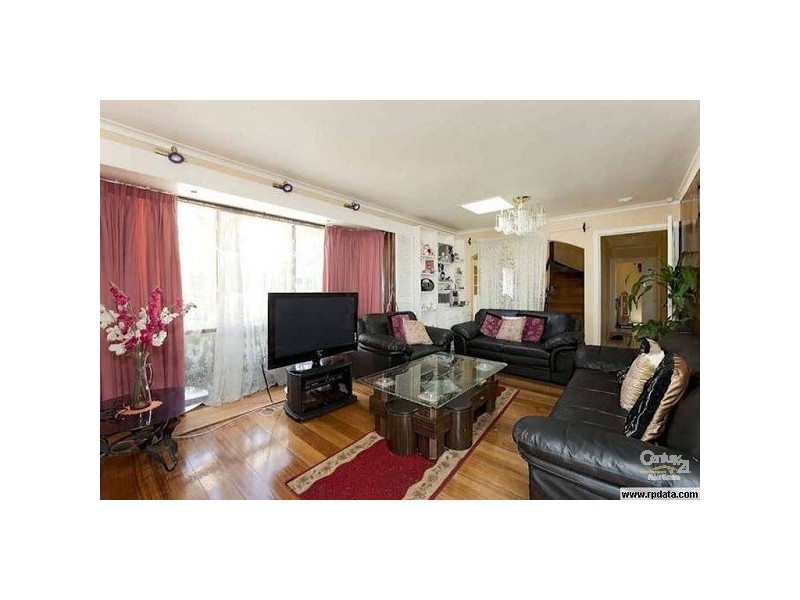 21 Wooltana Road, Keysborough VIC 3173