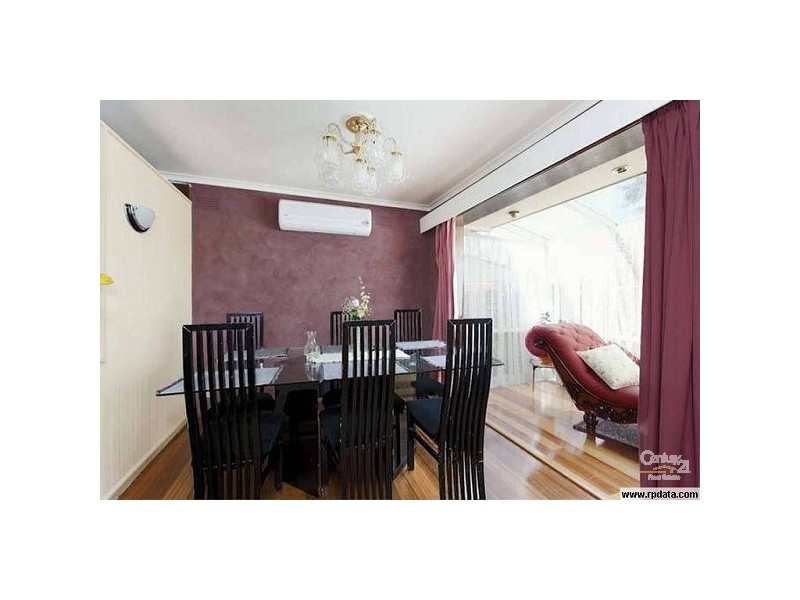 21 Wooltana Road, Keysborough VIC 3173