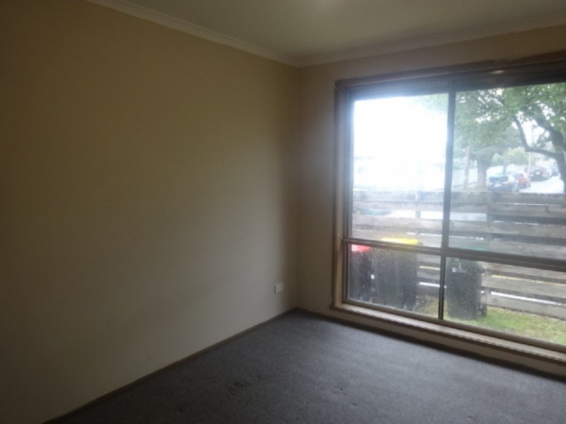 1/52 Cleeland Street, Dandenong VIC 3175