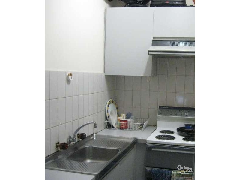 5/4 Holloway Street, Ormond VIC 3204