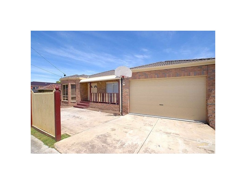 12 Dunblane Road, Noble Park VIC 3174