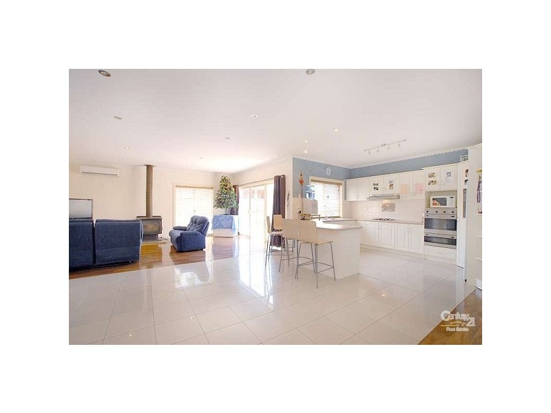 12 Dunblane Road, Noble Park VIC 3174