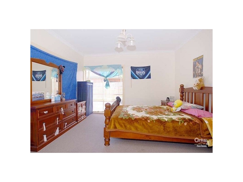 12 Dunblane Road, Noble Park VIC 3174