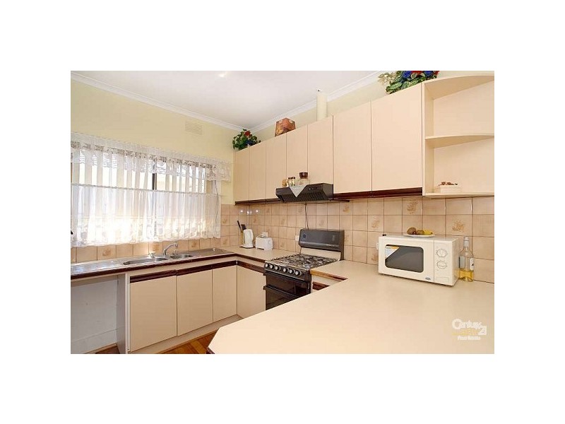 1/6 Joan Crt, Noble Park North VIC 3174