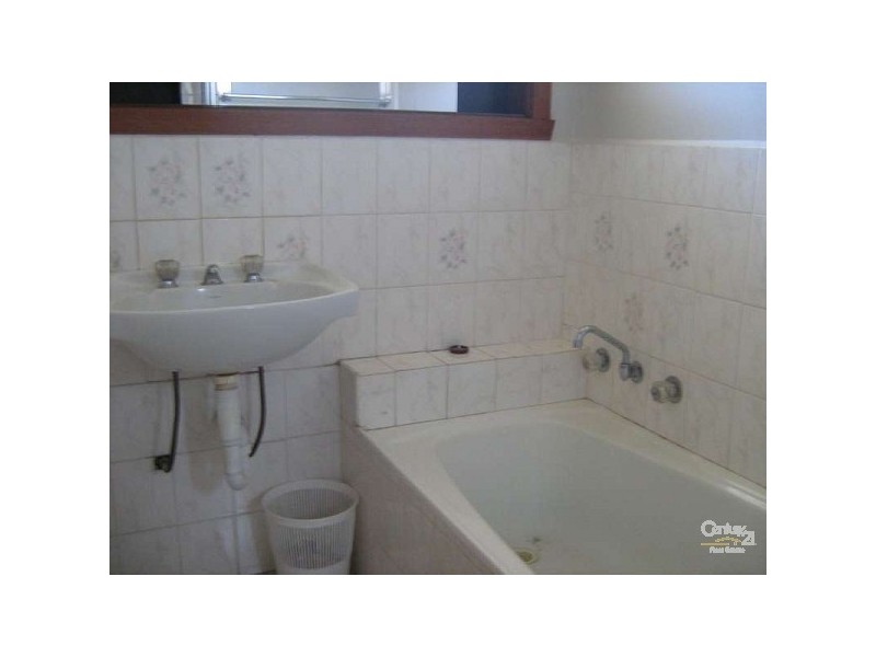 2/49 Chandler Road, Noble Park VIC 3174