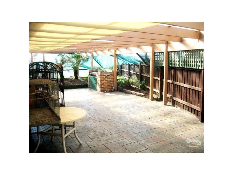 25 Arleon Crescent, Cranbourne VIC 3977