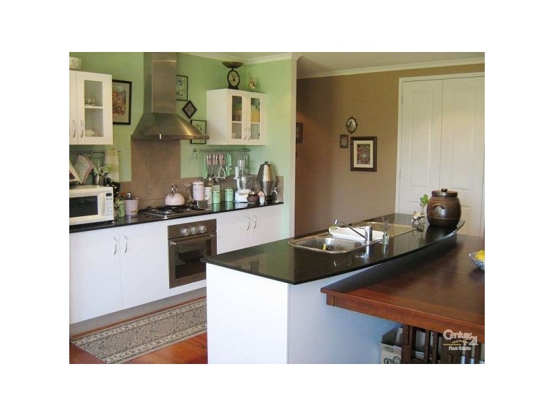 16 Hatfield Court, Keysborough VIC 3173