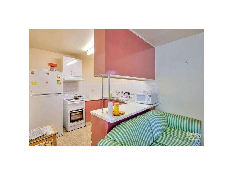 8/9 Weller Street, Dandenong VIC 3175