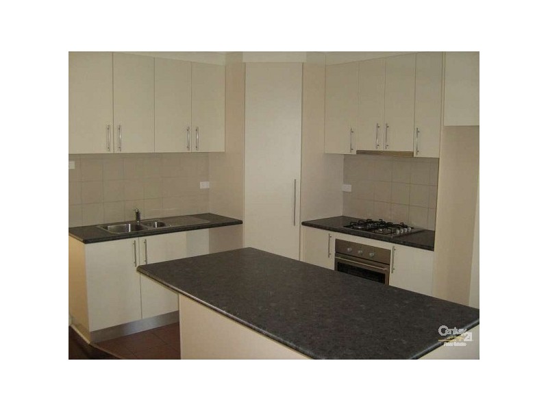 2/30 First Avn, Dandenong North VIC 3175