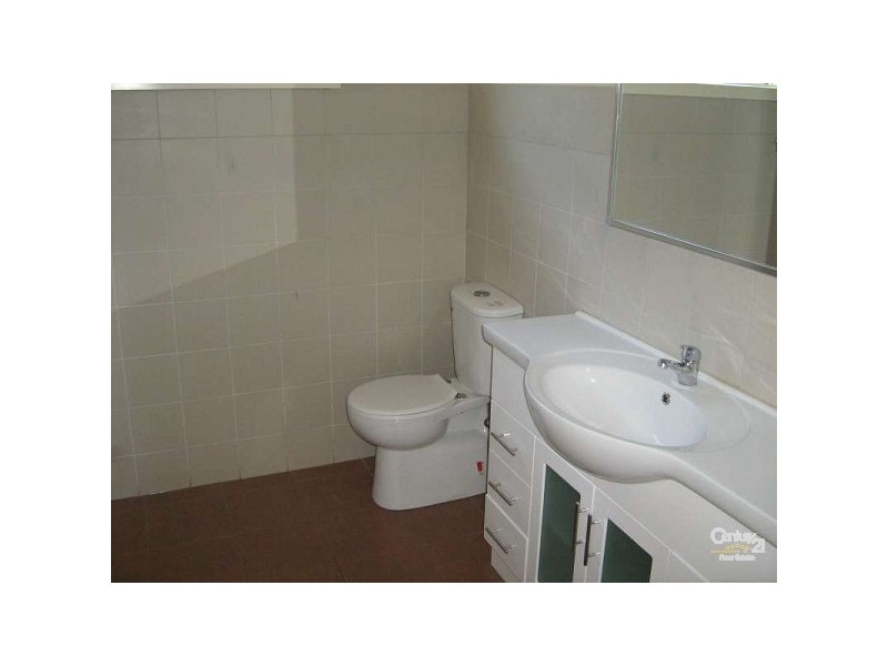 2/30 First Avn, Dandenong North VIC 3175