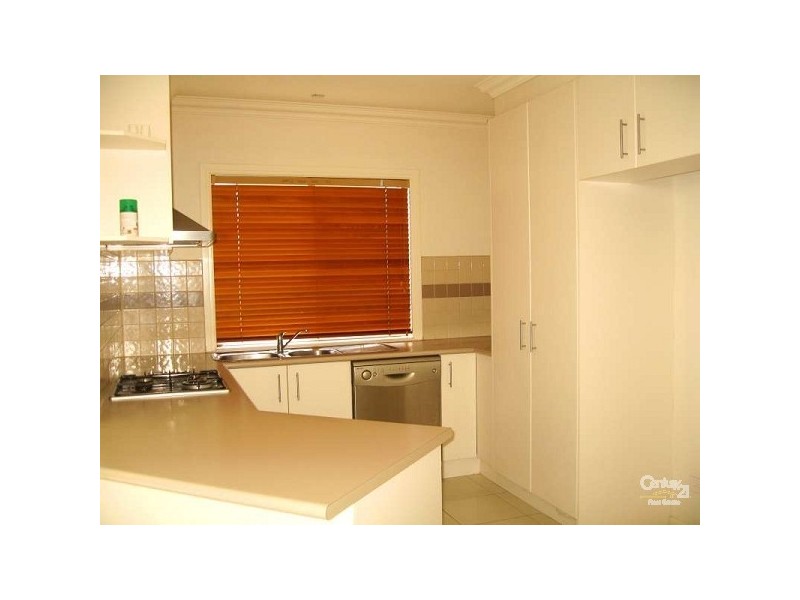 3/18 Golden Grove, Springvale South VIC 3172