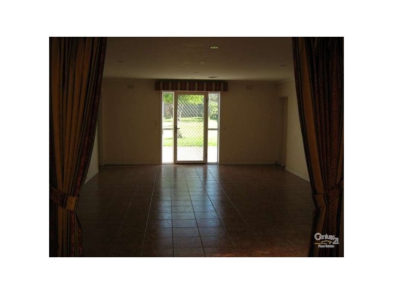 13 Athol Road, Noble Park VIC 3174