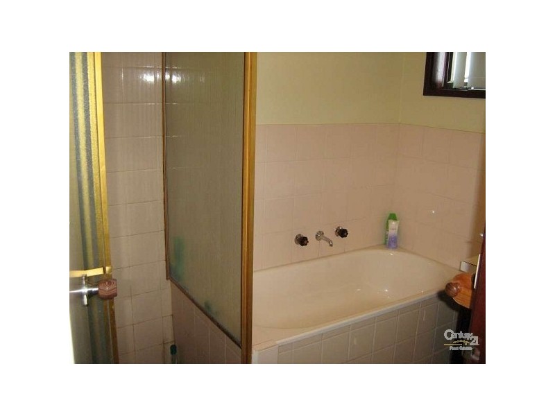 4/34 Hammond Road, Dandenong VIC 3175