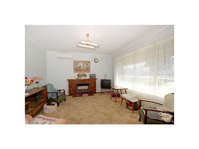 28 Woodward Street, Springvale VIC 3171