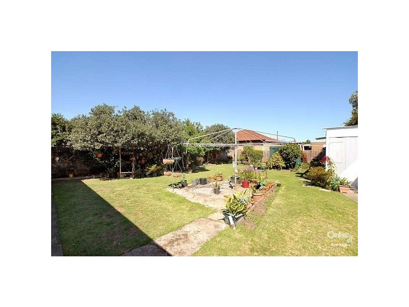 28 Woodward Street, Springvale VIC 3171