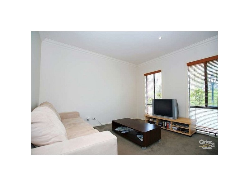 5/18 Golden Grove, Springvale South VIC 3172