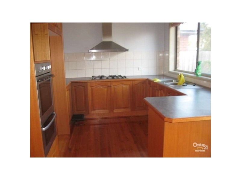 24 Narellan Drive, Keysborough VIC 3173