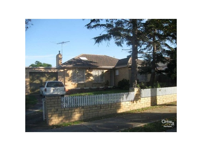 68 Leonard Ave, Noble Park VIC 3174