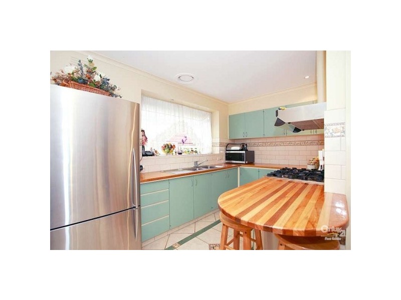 1 Tern Court, Endeavour Hills VIC 3802