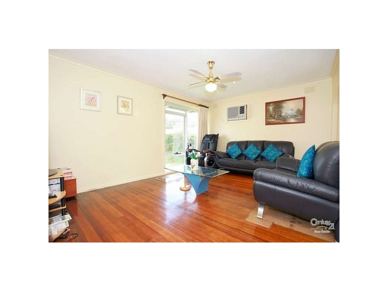1 Tern Court, Endeavour Hills VIC 3802