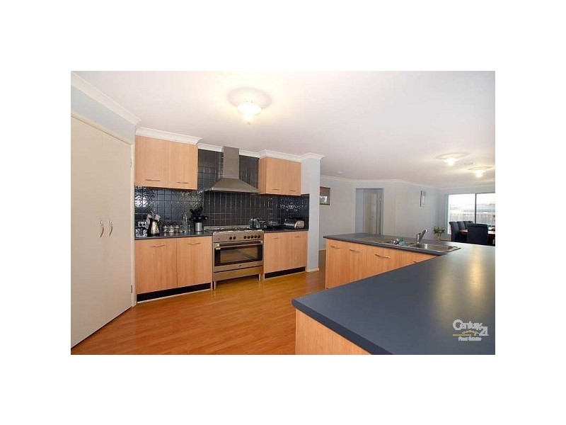 9 Kate Elizabeth Avenue, Berwick VIC 3806