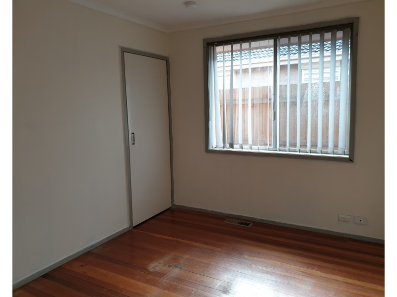 4 Bundeena Ave, Keysborough VIC 3173