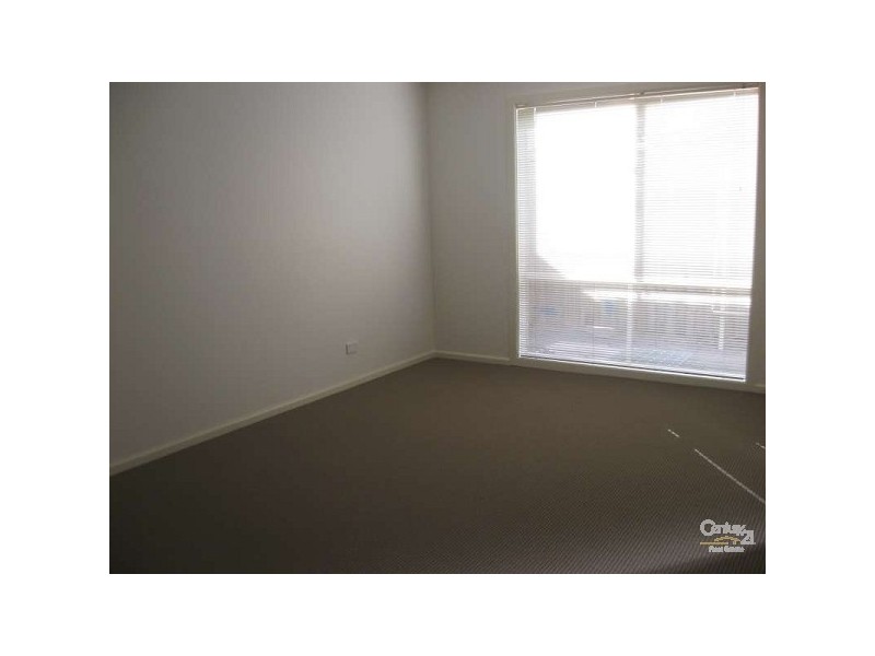 2/15 Carpenter Street, Noble Park VIC 3174