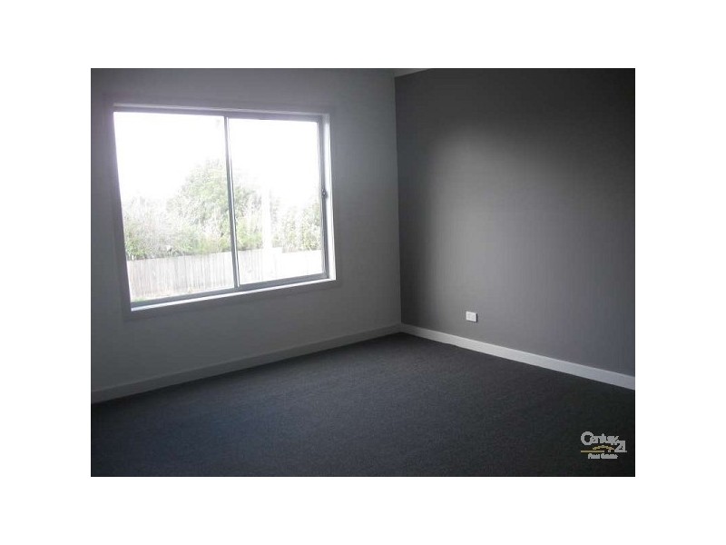 1/10 Bloomfield Road, Noble Park VIC 3174