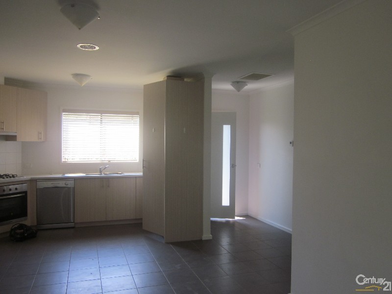 2/17 French Street, Noble Park VIC 3174