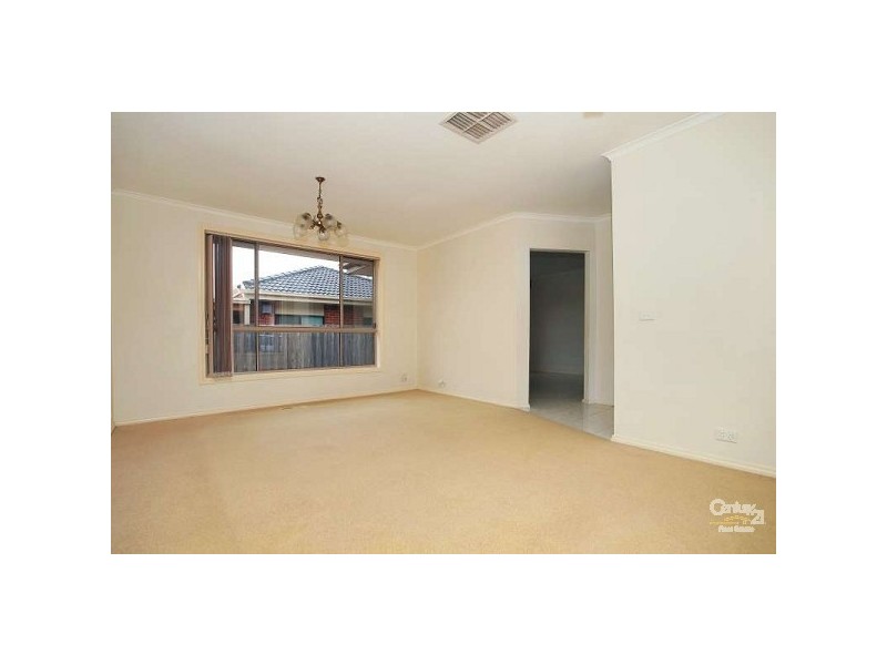 2/36 Jasper Street, Noble Park VIC 3174